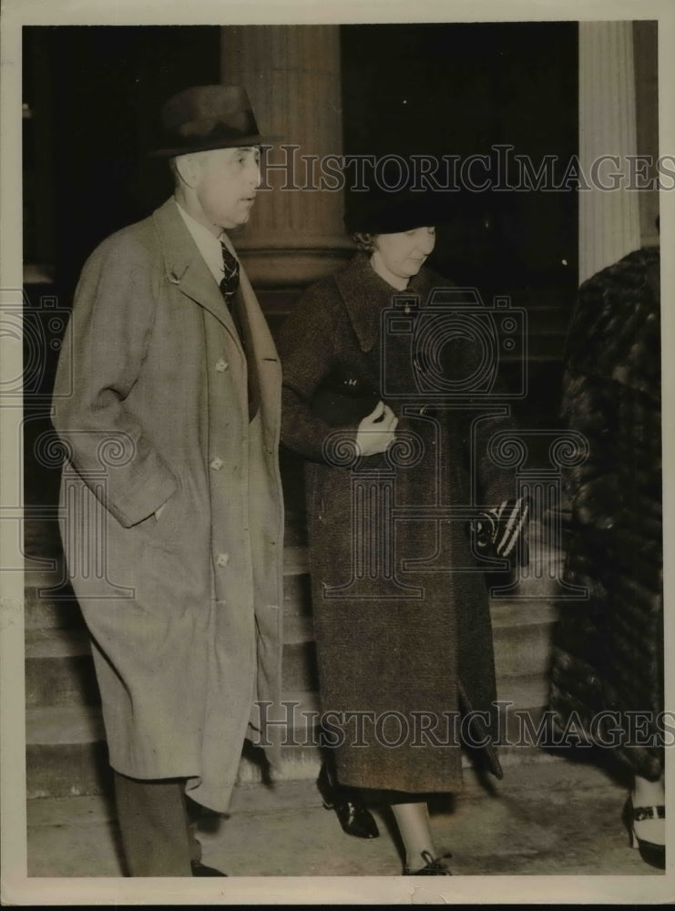 1937 Press Photo Mr & Mrs Moyer at trial of Alex Meyer killer of daughter