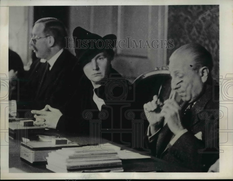 Load image into Gallery viewer, 1939 Press Photo Princess Juliana Heir to Throne in Holland in Dutch Red Cross
