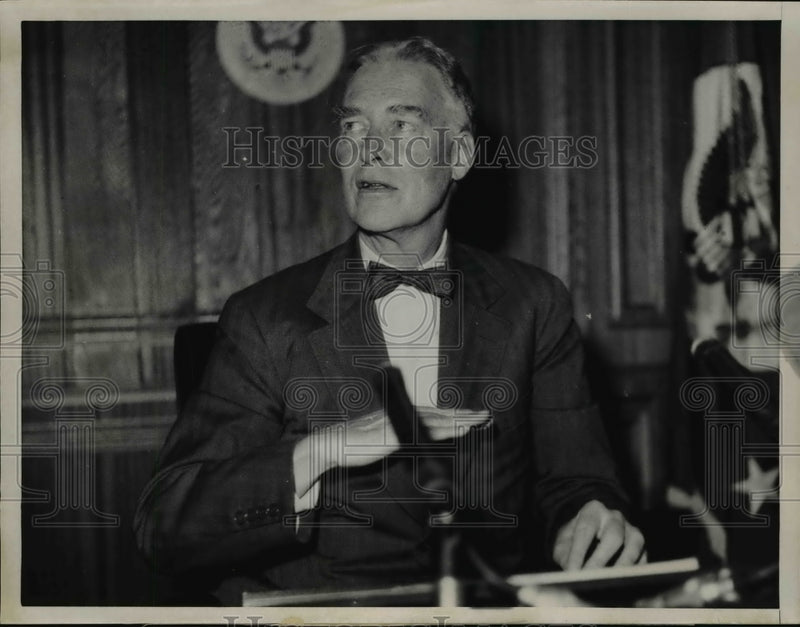 Load image into Gallery viewer, 1959 Press Photo Secretary of State Christian A Herter Giving Radio/TV Address
