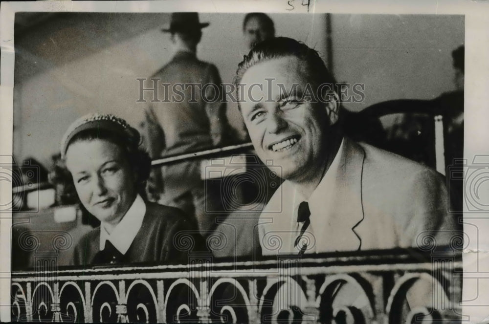 1951 Press Photo Elliot Roosevelt and California Heiress Minnera Ross in Florida