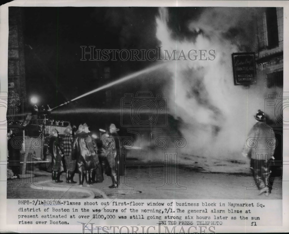 1954 Press Photo Fire in Business block in Haymarket Square Dist. of Boston.