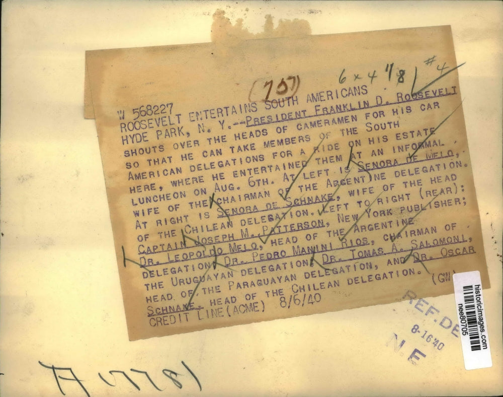 1940 Press Photo President Franklin Roosevelt at his estate in Hyde Park NY