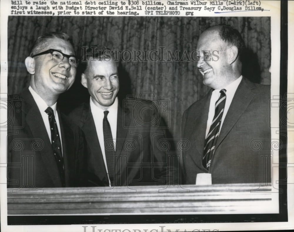 1962 Press Photo Wilbur Mills,David E. Bell and Secy. C.Douglas Dilles.