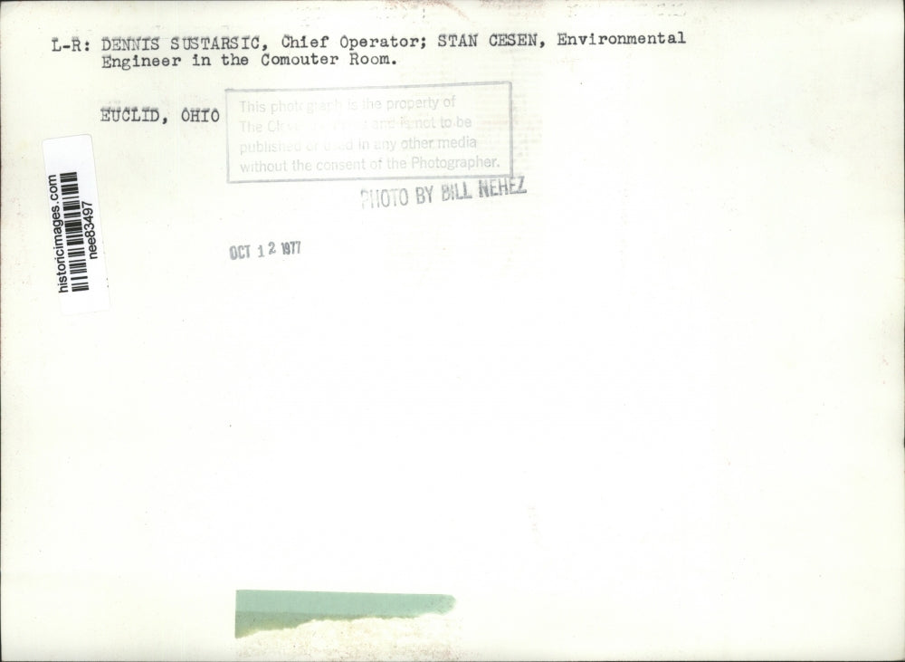 1977 Press Photo Dennis Sustarsic and Stan Cesen Environmental Engineer