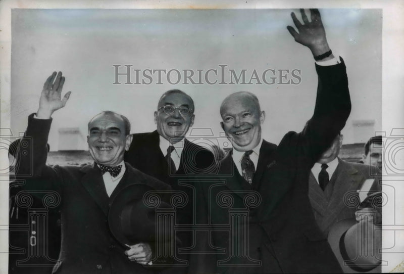 Load image into Gallery viewer, 1956 Press Photo President Dwight Eisenhower, Mexico President AR Cortinez
