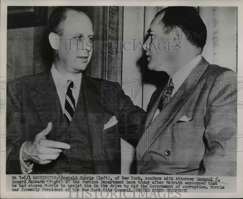Load image into Gallery viewer, 1952 Press Photo Newbold Morris of NY &amp; Attorney General J Howard McGrath in DC
