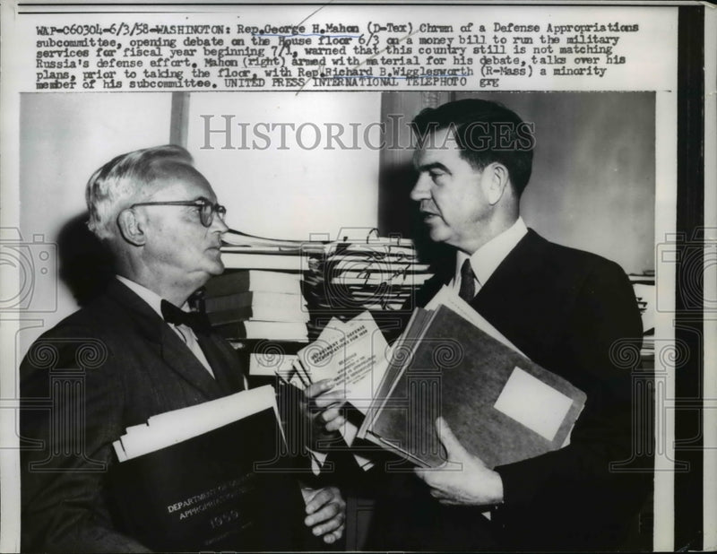 Load image into Gallery viewer, 1958 Press Photo Rep George Mahon of Texas &amp; Rep Richard Wigglesworth of MA
