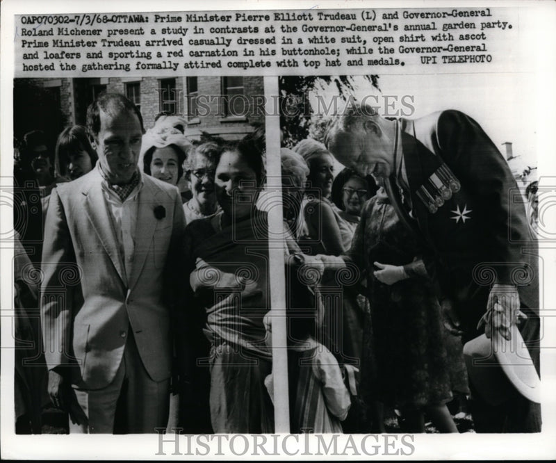 Load image into Gallery viewer, 1969 Press Photo Prime Minister Pierre Trudeau &amp; Governor General R Michenerr
