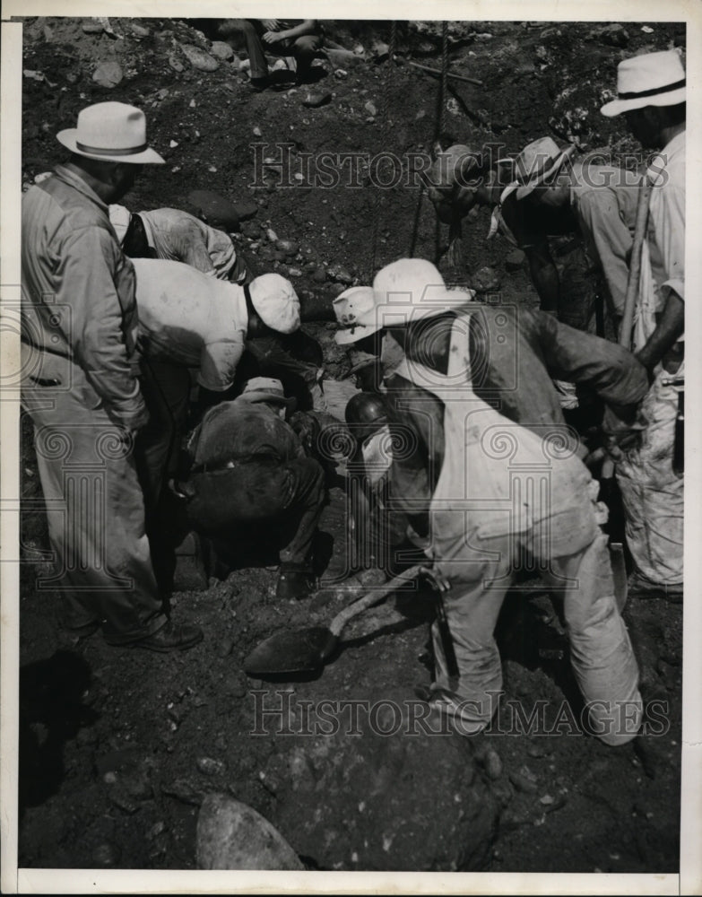 1940 Press Photo Bridge Disaster - Historic Images