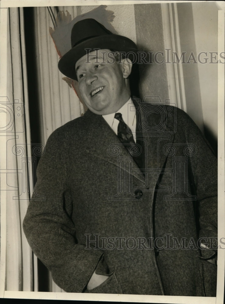 Load image into Gallery viewer, 1938 Press Photo Donald Richberg Railroad Labor Act author in Washington DC
