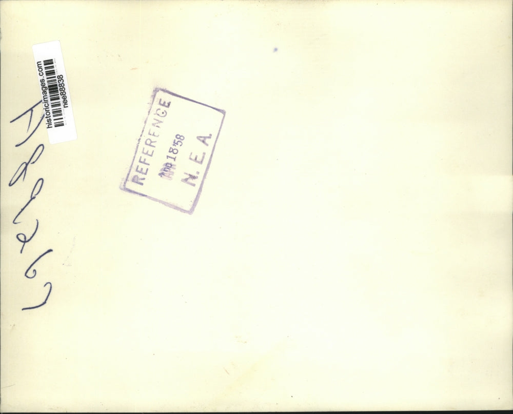 1958 Press Photo Neil McElroy U.S Defense confers at the Pentagon - nee88838