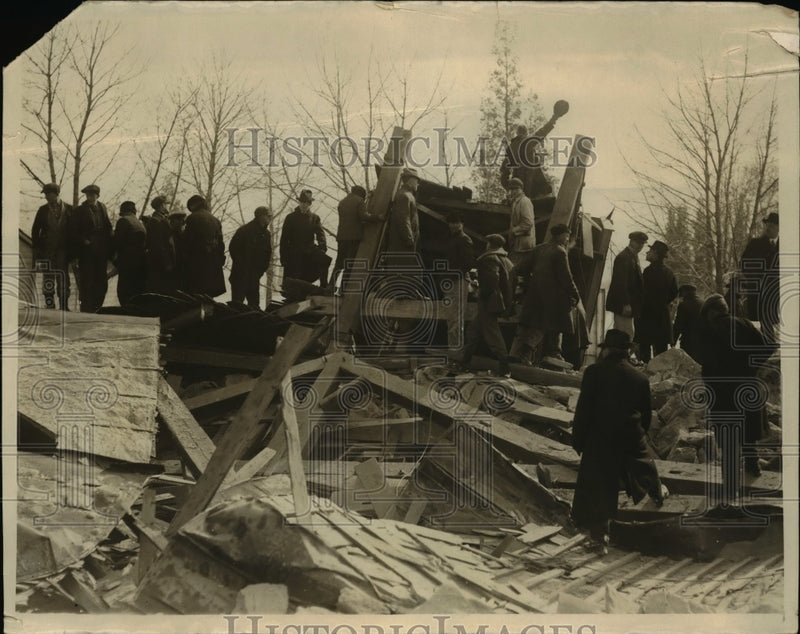 Load image into Gallery viewer, 1923 Press Photo Old Pennsylvania Church removed by dynamite - nee89283
