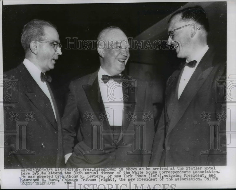 Load image into Gallery viewer, 1955 Press Photo Pres.Eisenhower at White House Correspondent Assn Dinner
