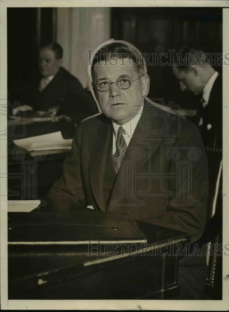 1931 Press Photo Postmaster Gen.Brown questioned with the Dept. leasing policies