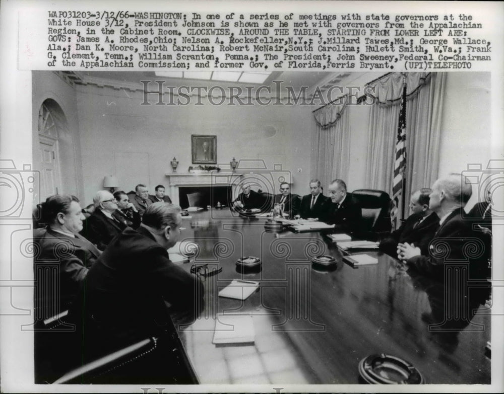 1966 Press Photo Pres. Lyndon Johnson meeting with Governors at the White House