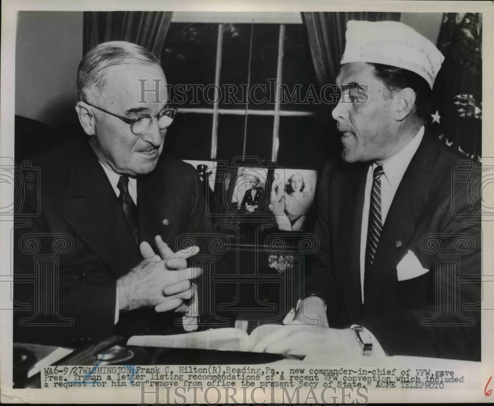 1951 Press Photo Pres.Harry Truman and Frank C.Hilton,Commander in Chief of VFW