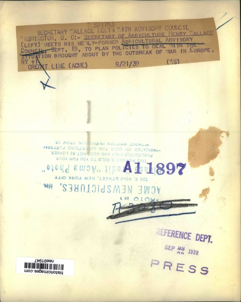 1939 Press Photo Agriculture Secretary Henry Wallace meets with new committee