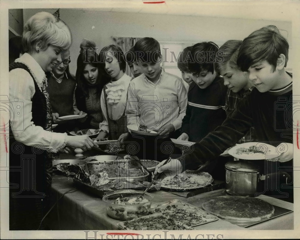 Undated Press Photo c - nee92271