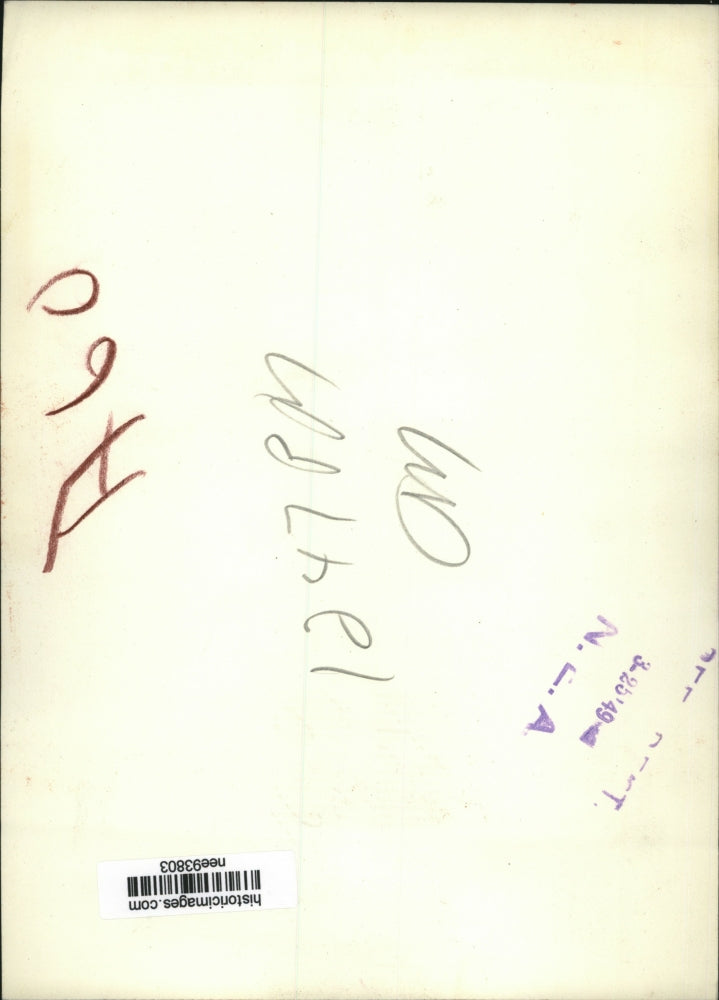 1949 Press Photo Herbert Waves From The Yacht Windswept - nee93803