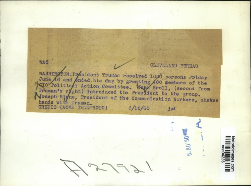 1950 Press Photo Pres.Harry Truman greet members of the CIO Political Action