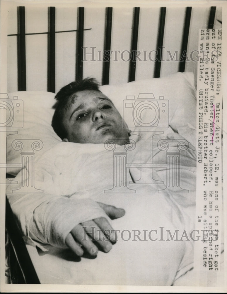 1953 Press Photo Dalton Glatt in hospital after surviving collapse of theater