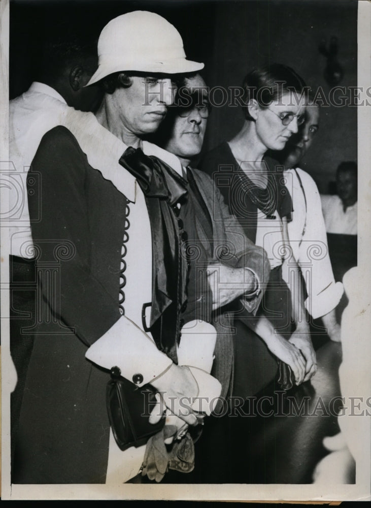 1935 Press Photo Blanche Dunkel & Evelyn Smith arraigned in death of Ervin Lang