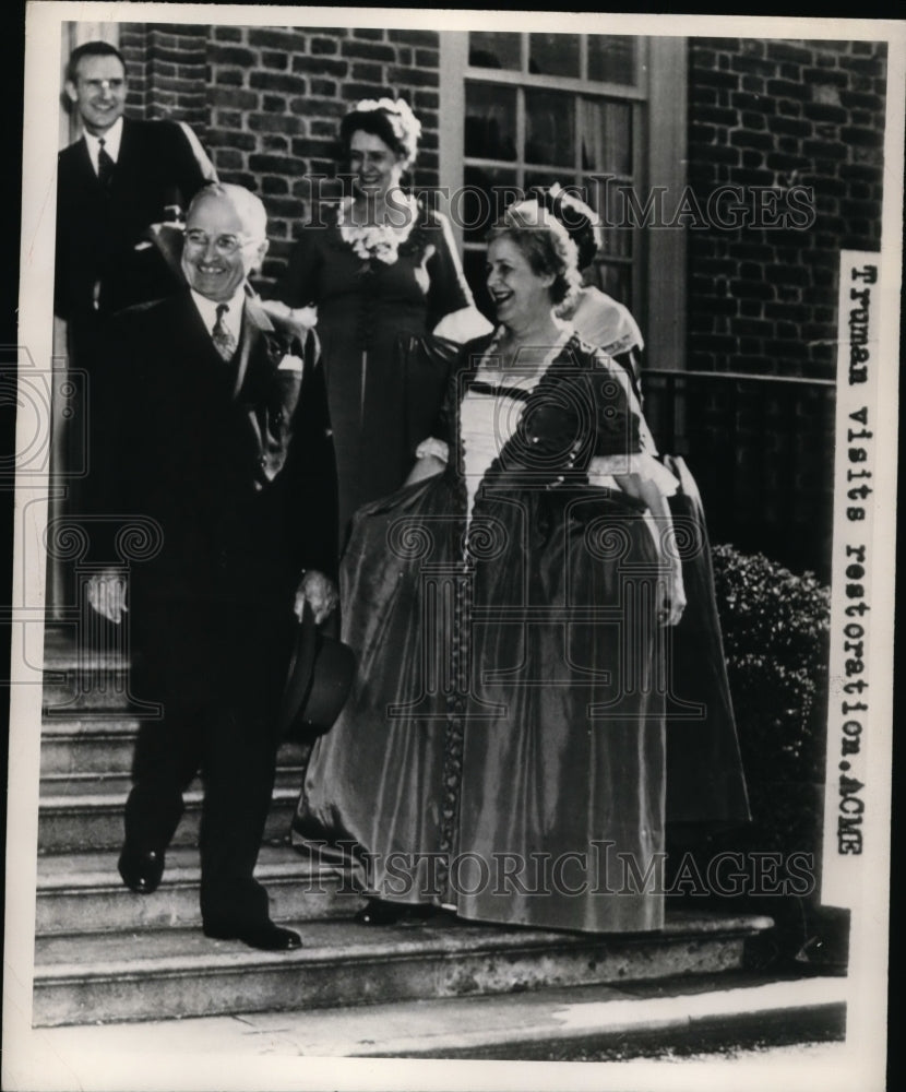 1953 Press Photo Truman visits restoration - nee95005