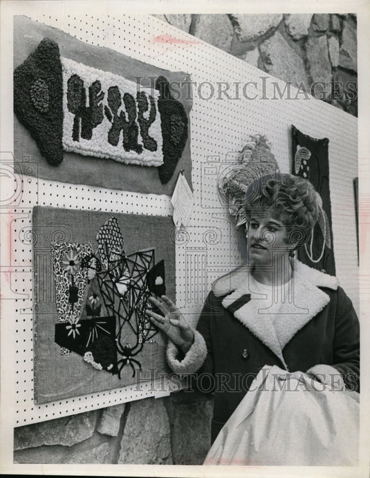 Undated Press Photo Mrs.Elsworth-Fisher of Willoughby - nee95039