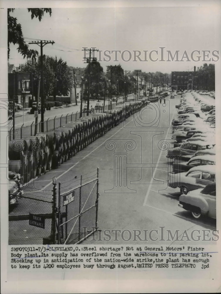 1958 Press Photo Overflowed Steel supply during strike at General Motors Fisher