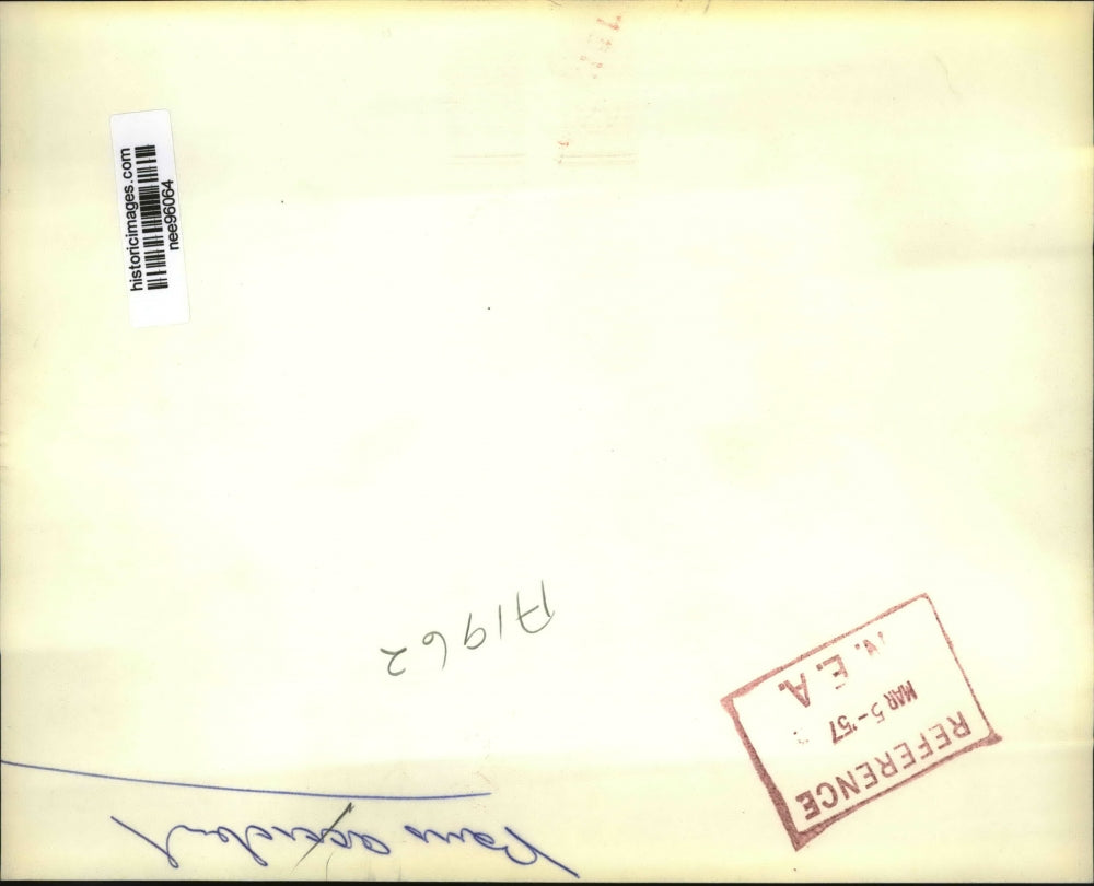 1957 Press Photo One Was Killed When Bus Crashed Into Pole When Brakes Failed