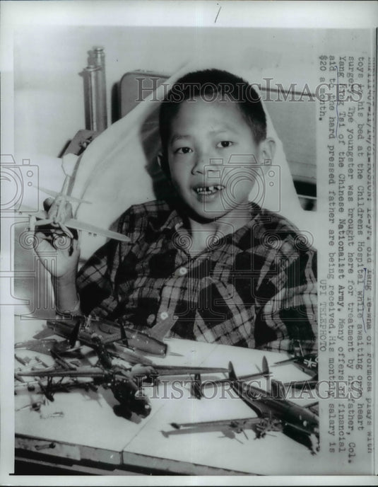 1961 Press Photo Tang Te-wha of Formosa undergo open heart surgery - nee96419