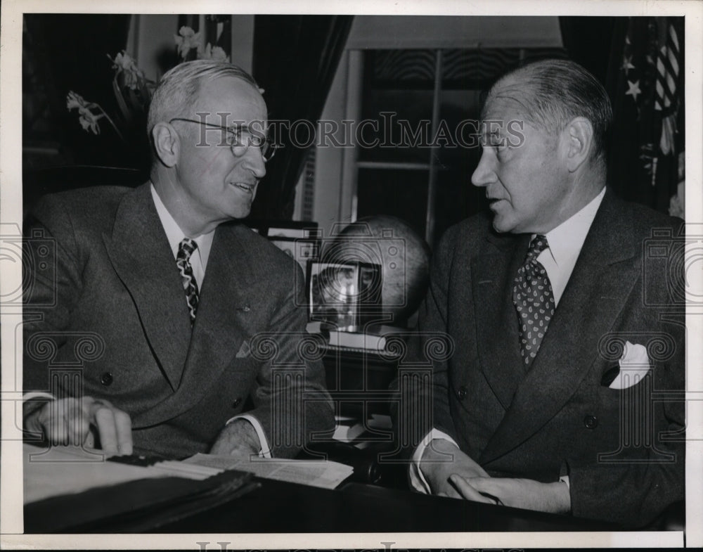 1947 Press Photo Pres.Harry Truman and Amb.Lewis E. Douglas to Great Britain