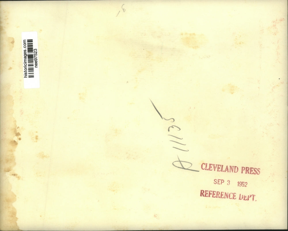 1952 Press Photo Gov.James Blair of Missouri offer 12 pound grand champion ham