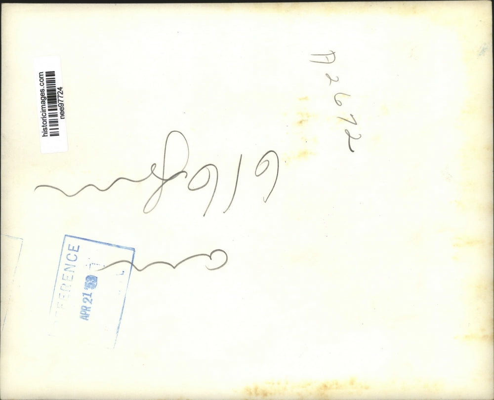 1953 Press Photo Peaceful strike at the Electronics Park Plant of GE - nee97724