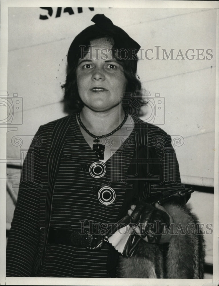 1932 Press Photo Tania Petrova married H.F.Smith Naval Officer - nee97767
