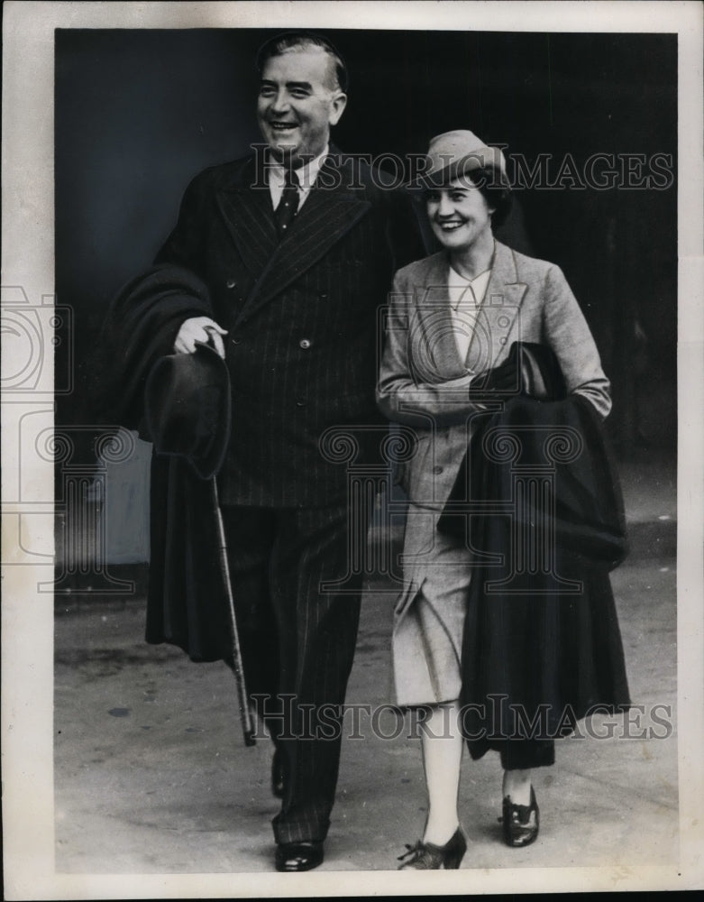 1941 Press Photo Prime Minister Robert Gordon Menzies of Australia and wife