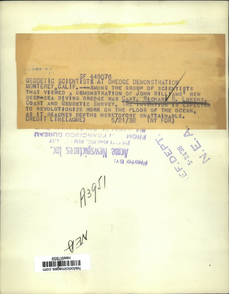 1938 Press Photo Capt.Richard R.Lukens, Geodetic Survey at Dredge demonstration