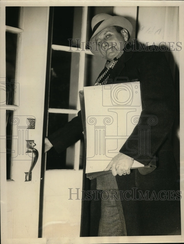 1936 Press Photo Rep.Claude Parson of Ill. holds the Soldiers Bonus bill