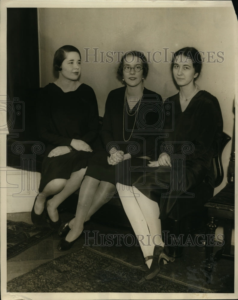 1928 Press Photo New York City Debutantes Meet to Plan Benefit - nee97909