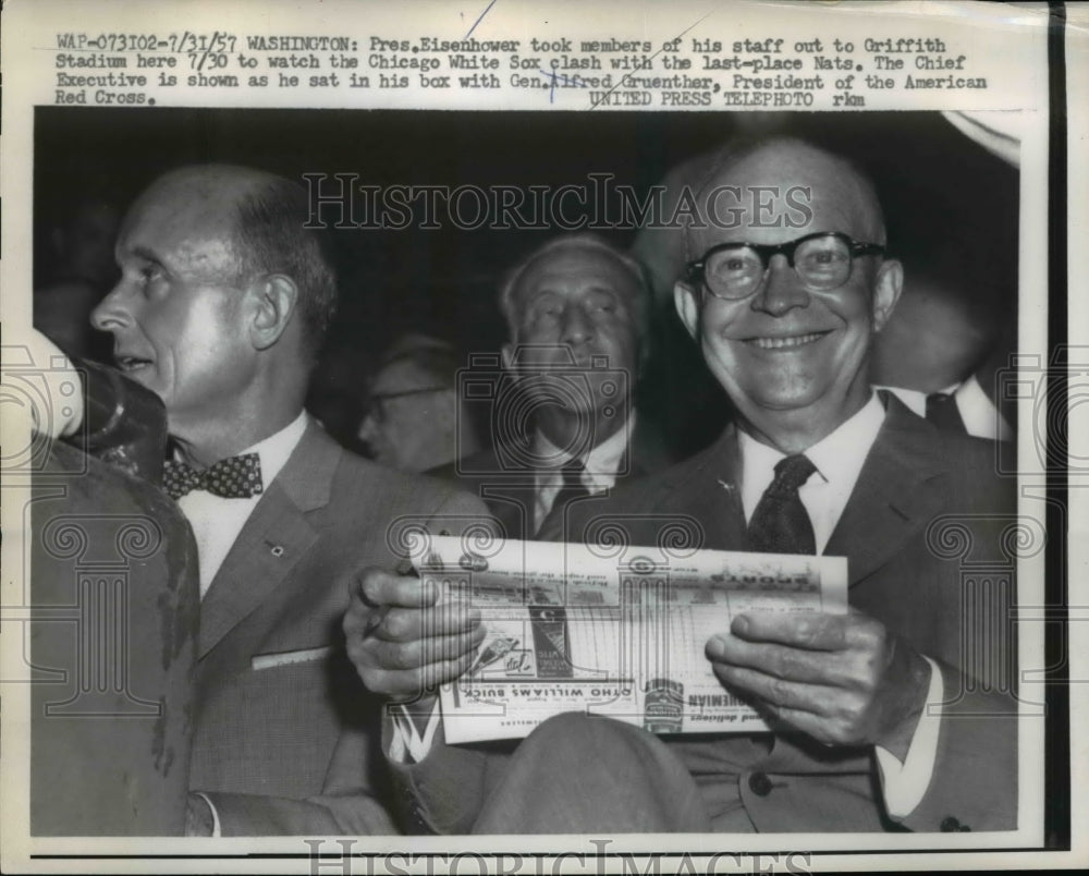 1957 Press Photo Pres.Eisenhower with members of his staff at Griffith Stadium