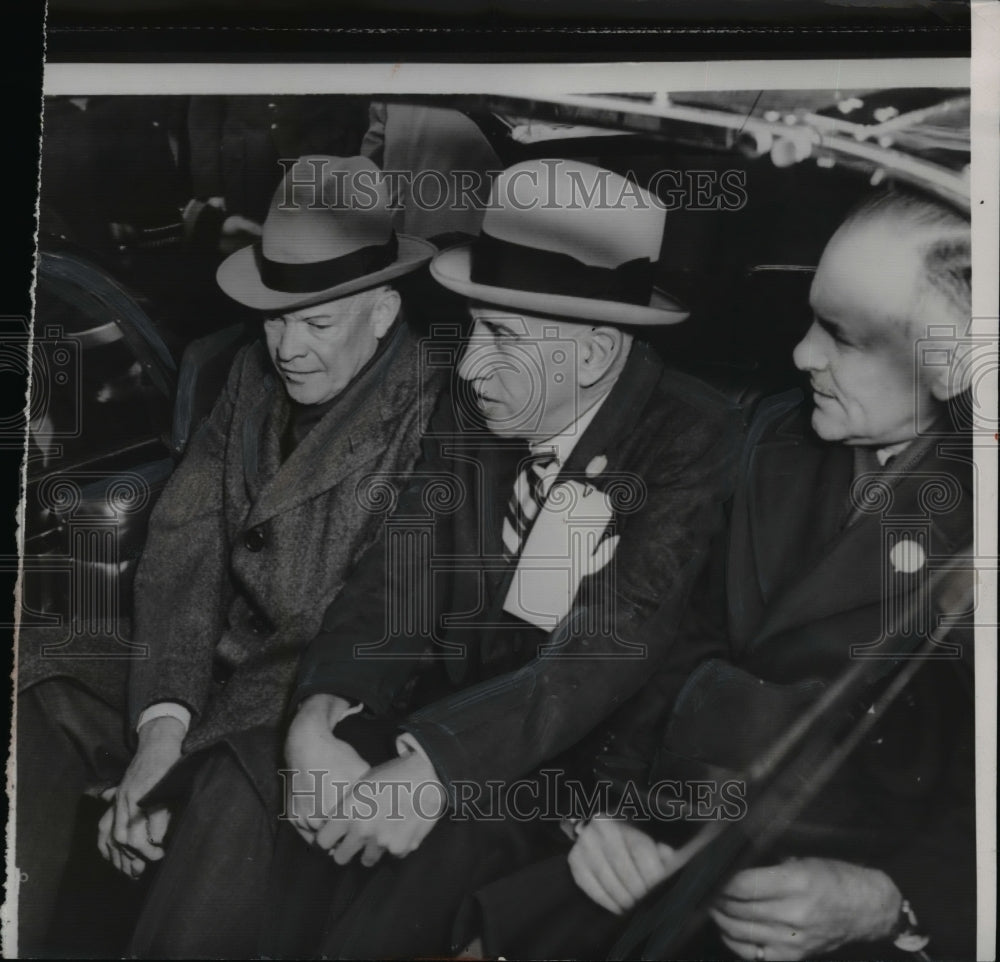 1954 Press Photo Pres.Eisenhower with Dean Arthur R Hughes and Gov.John Lodge