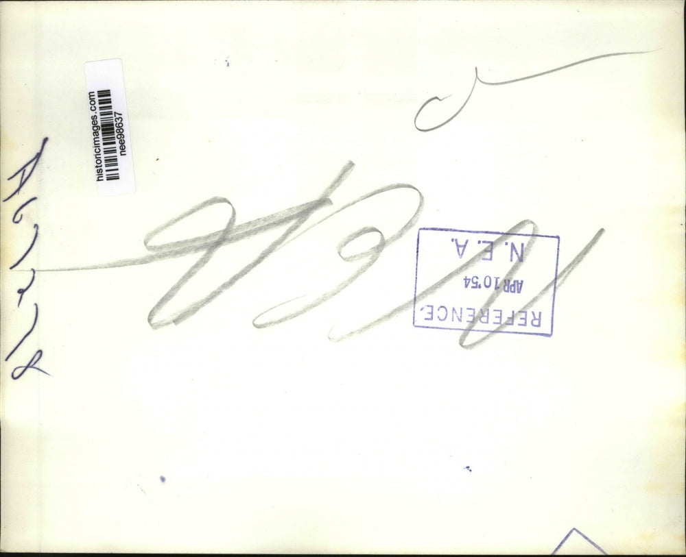 1954 Press Photo Pres. Dwight Eisenhower signed bill with Harold Talbott