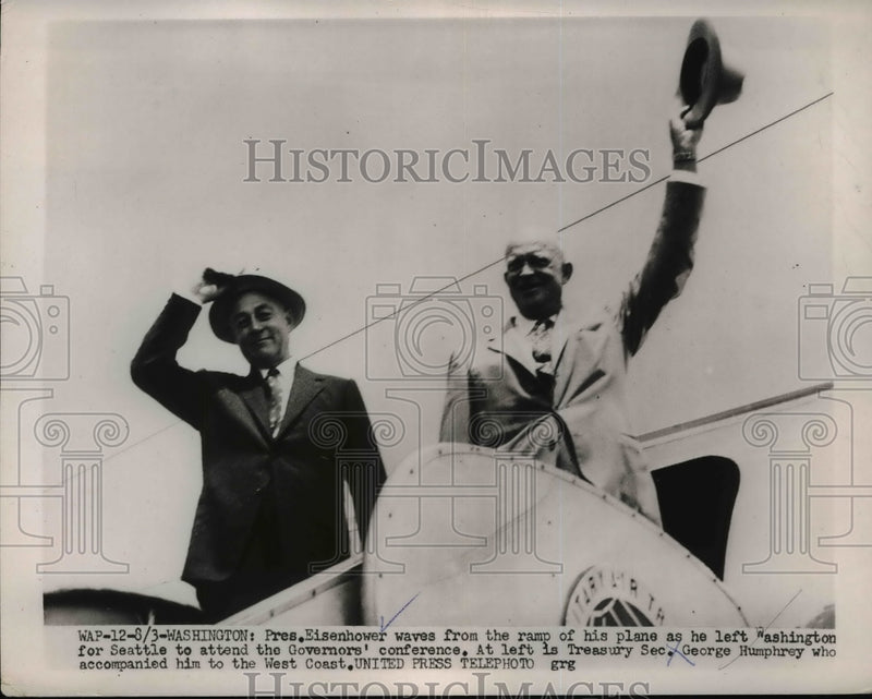 Load image into Gallery viewer, 1953 Press Photo Pres. Eisenhower with Treasury Sec. George Humphrey
