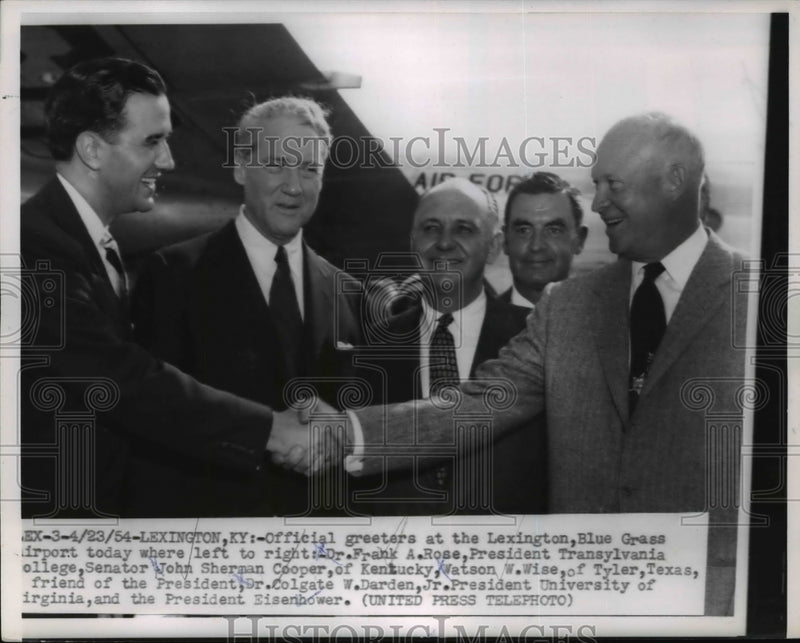 Load image into Gallery viewer, 1954 Press Photo Pres. Eisenhower greeted at the Lexington Blue Grass Airport
