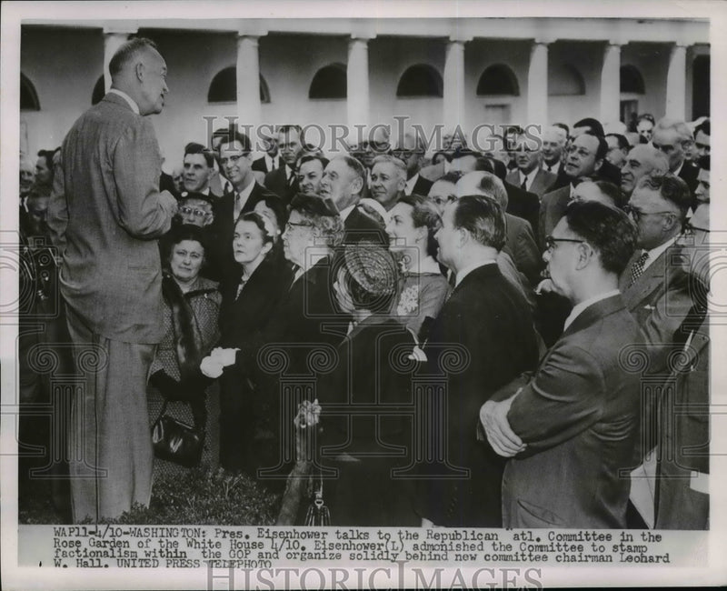 Load image into Gallery viewer, 1953 Press Photo Pres.Eisenhower talks to the Republican Natl.Committee
