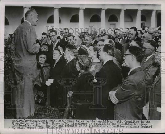 1953 Press Photo Pres.Eisenhower talks to the Republican Natl.Committee
