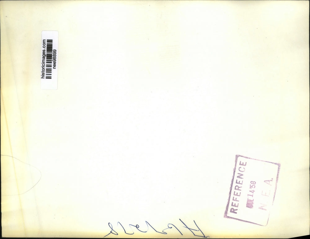 1958 Press Photo Pres.Eisenhower congratulates Gov. Mike Stepvoich of Alaska