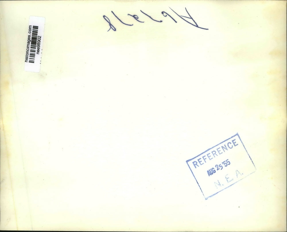 1955 Press Photo Pres.Eisenhower enter two engine Areo Commander Plane