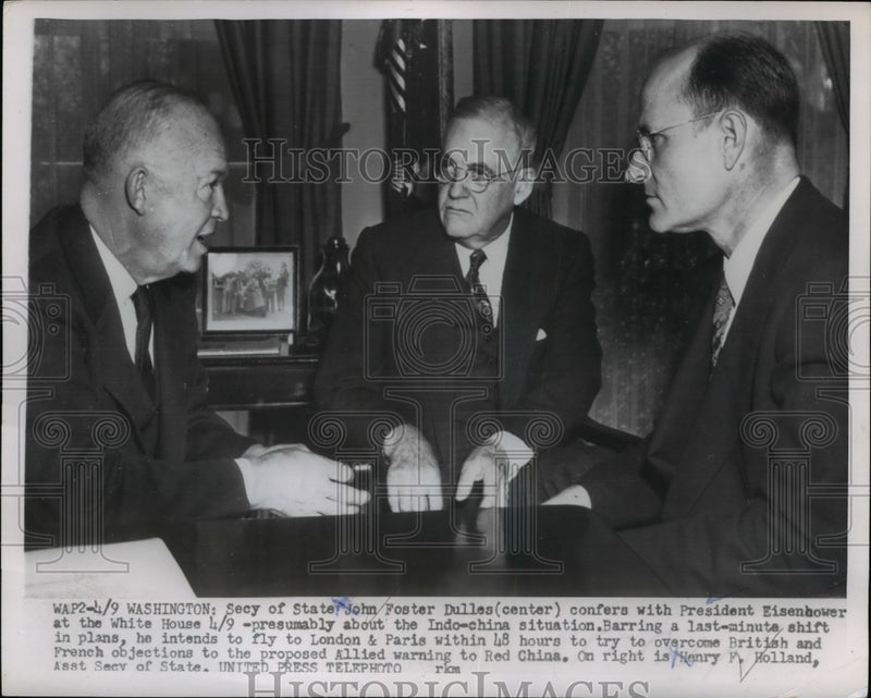 Load image into Gallery viewer, 1954 Press Photo Pres.Eisenhower with John Foster Dulles and Henry F.Holland
