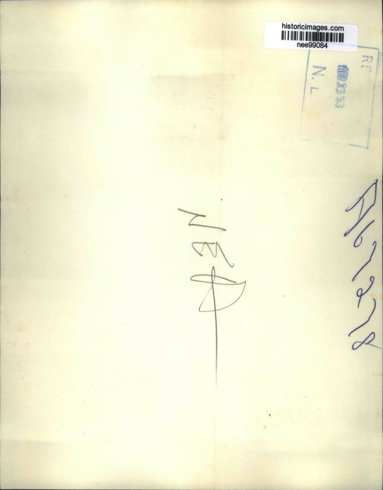 1953 Press Photo Pres.Dwight Eisenhower leaves plane at Washington Airport